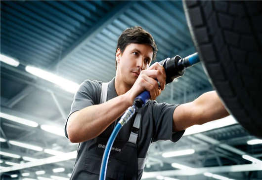 德國(guó)寶馬提醒您保養(yǎng)車輛輪胎刻不容緩（二）