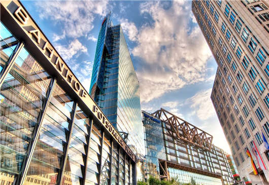 移民現(xiàn)狀與需求，門檻未降，人才緊缺