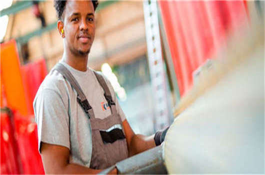 德國工人終身不換東家，全因德國工人待遇優厚！